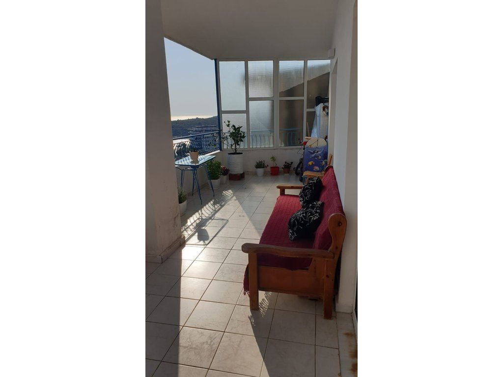 SARANDE, SHESIM PENTHOUSE 3+1+2 ME PAMJE NGA DETI