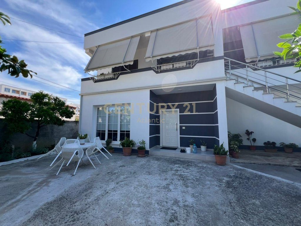SHITET SHTEPI PRIVATE 2 KATESHE PRANE QENDRES NE SHIJAK DURRES !