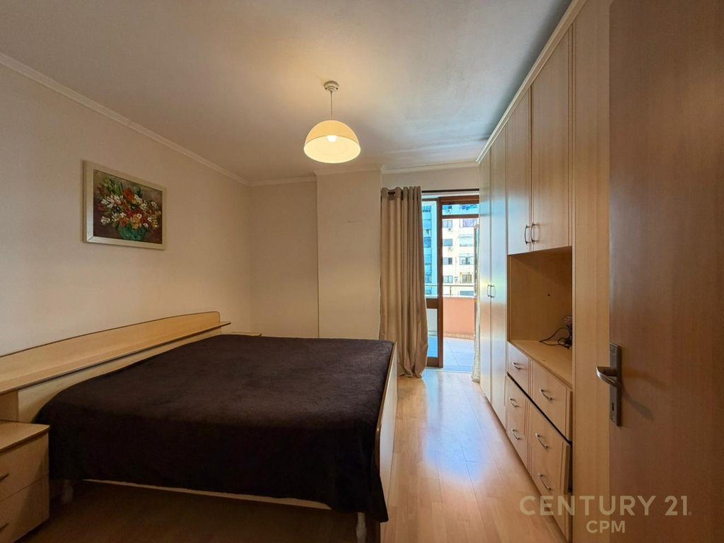 ISH STACIONI I TRENIT, SHESIM APARTAMENT 3+1