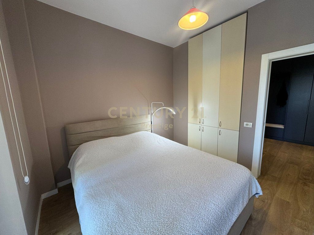 APARTAMENT 2+1 ME QIRA PRANE ELEONORES, KODRA E DIELLIT , TIRANE