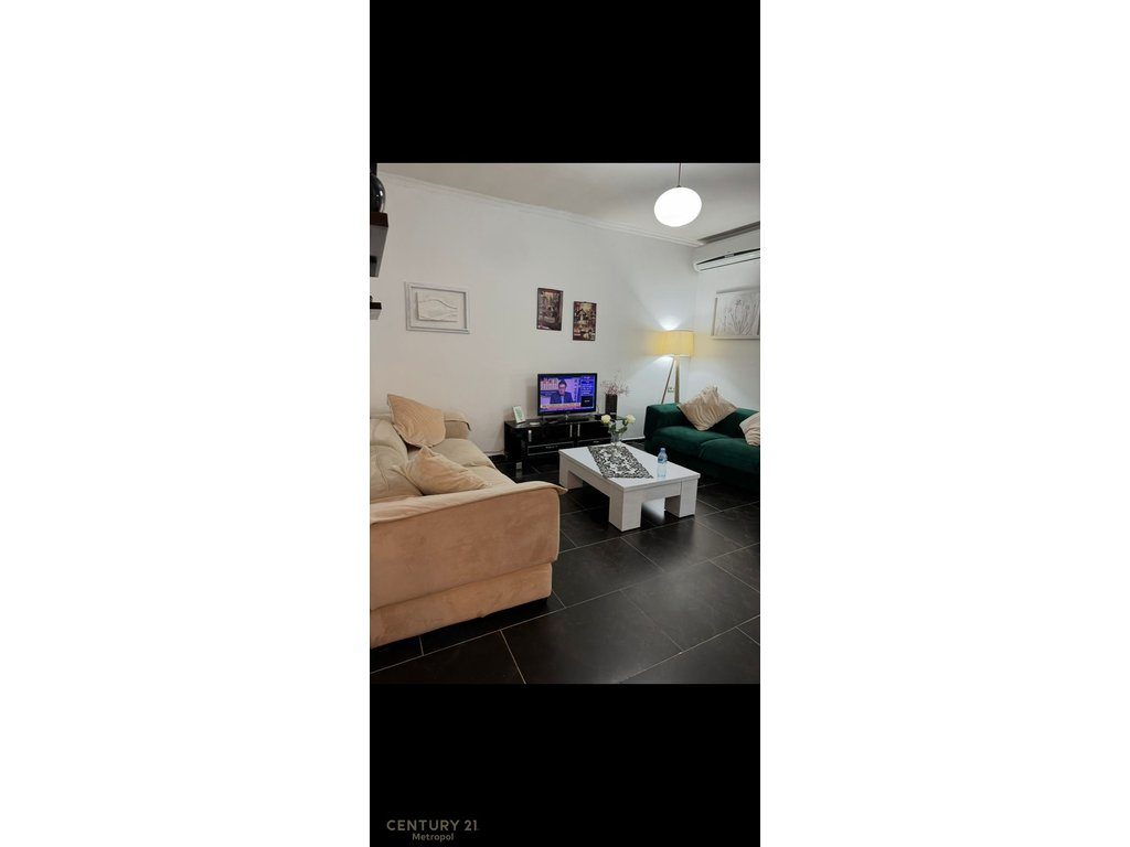 Japim me qira apartament 2+1 te Brryli, prane Bar Oslo!