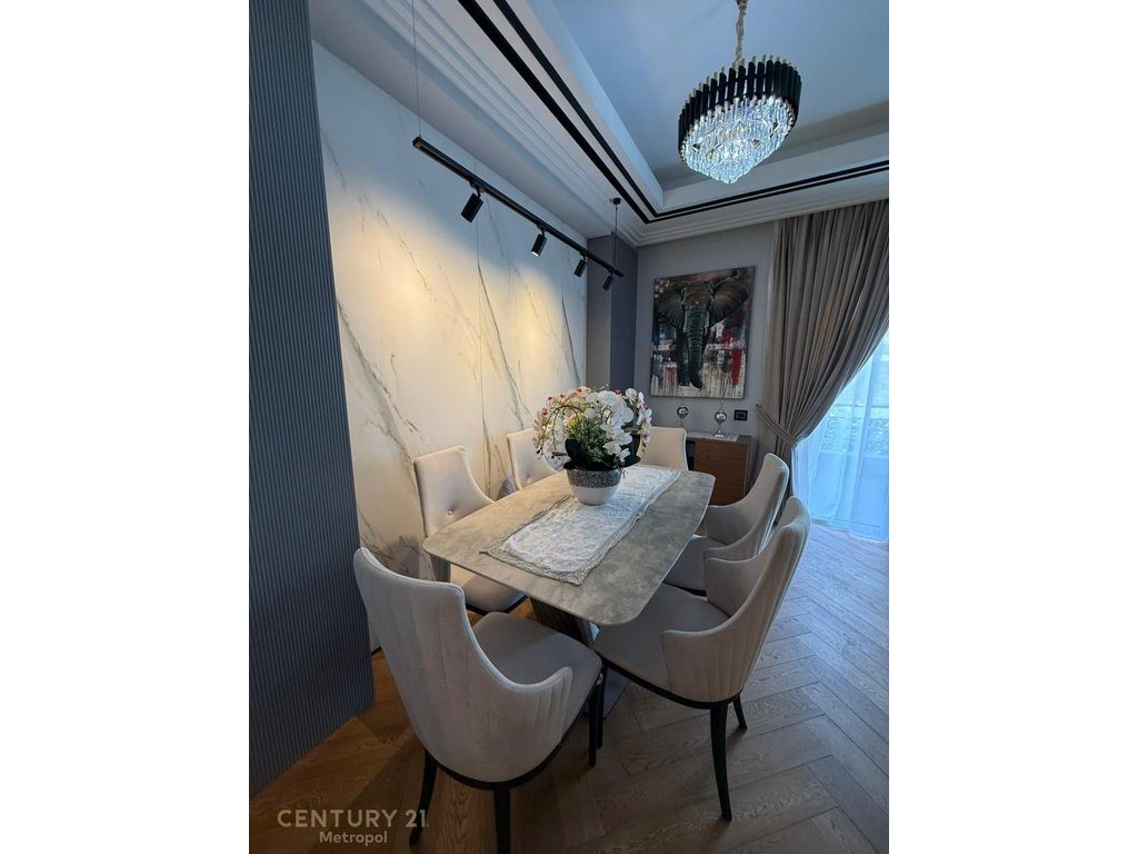 Apartament 2+1+2 me Qira në Liqeni i Thatë, Tiranë!