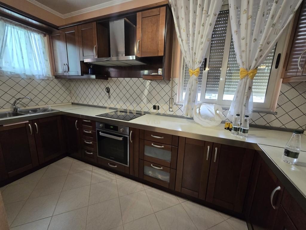 JEPET ME QIRA APARTAMENT 2+1+2 NE DURRES !