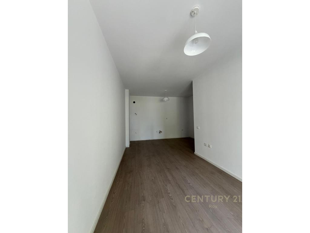 EXCLUSIVE ! SHITET APARTAMENT 1+1 TEK SHKEMBI I KAVAJES !
