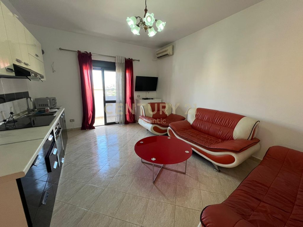 APARTAMENT 1+1 PËR SHITJE – PLAZH, STACIONI I PARË