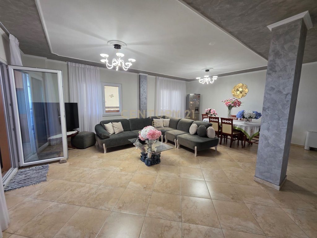 Penthouse ne Shitje, Durres Lagja Nr. 6 !