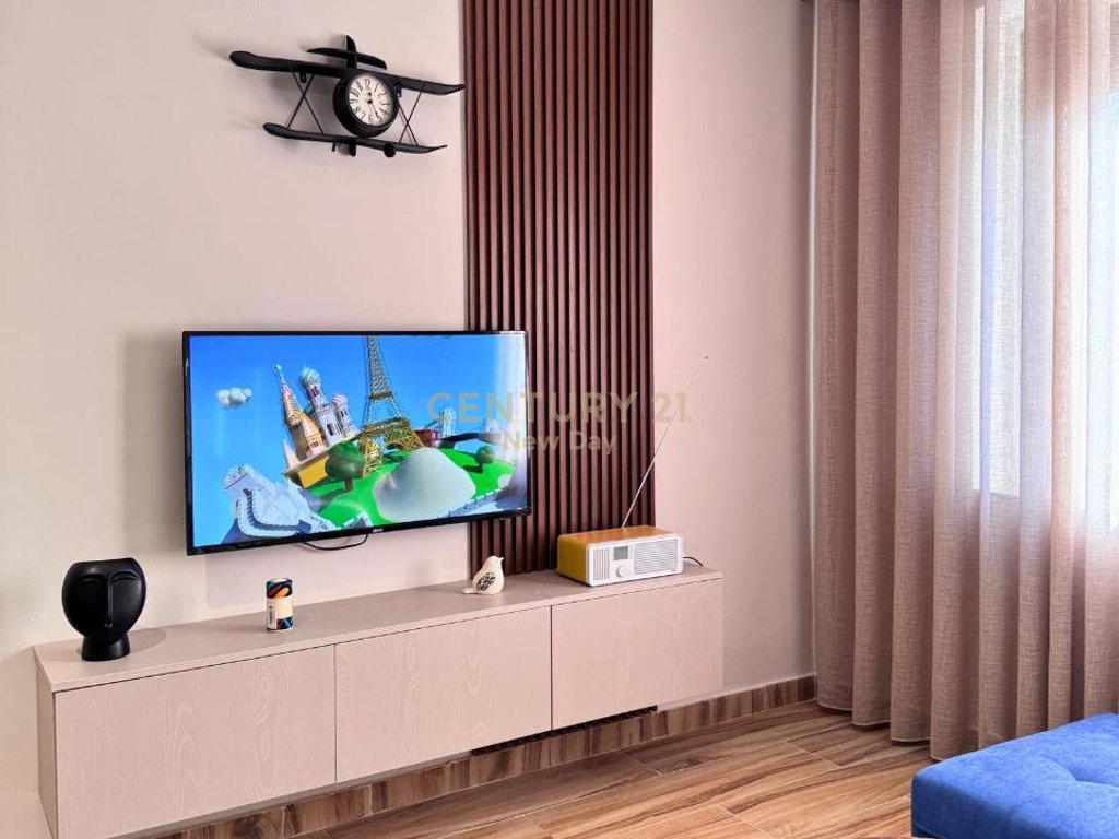 Apartament 2+1 Me Qira në Qender  te Durrësit - 700€ | 73 m²