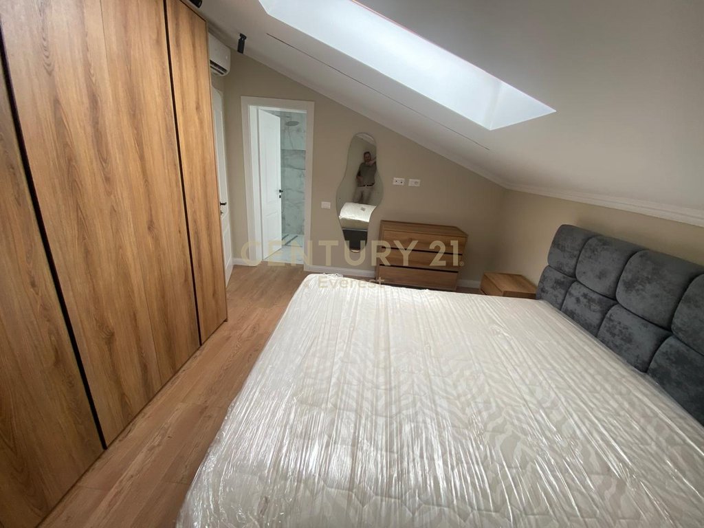 KODRA E PRIFTIT, JAPIM APARTAMENT 3+1+2+PARKIM PER QIRA