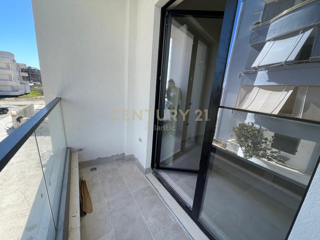 NDERTIM I RI! SHITET APARTAMENT 1+1 NE MALIN E ROBIT!