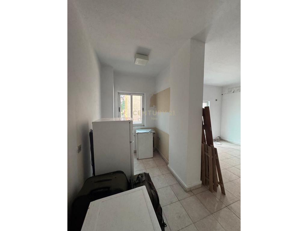 Shesim apartament 1+1 + verande tek Sheshi Wilson !!