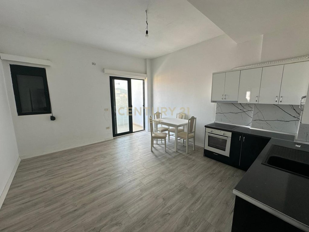 SHESIM APARTAMENT 1+1 NE GOLEM 150METRA NGA DETI !