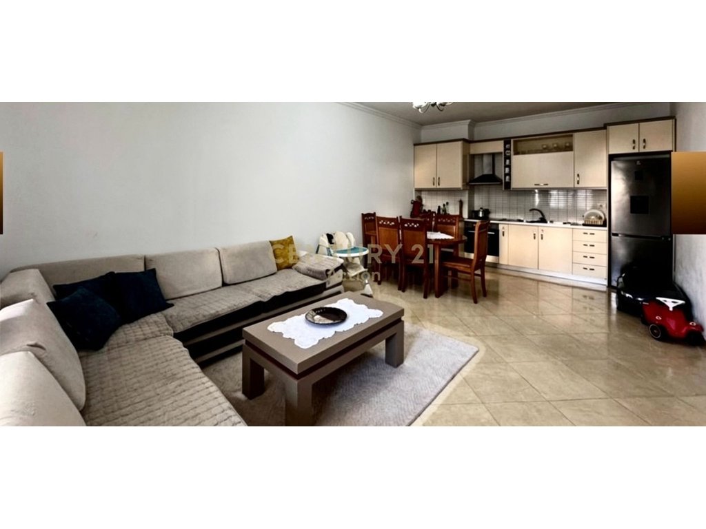 JEPET ME QERA APARTAMENT 2+1 NË FRESK 📍