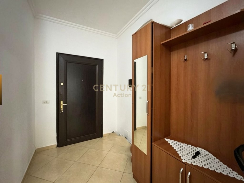 JEPET ME QERA APARTAMENT 2+1 NË FRESK 📍