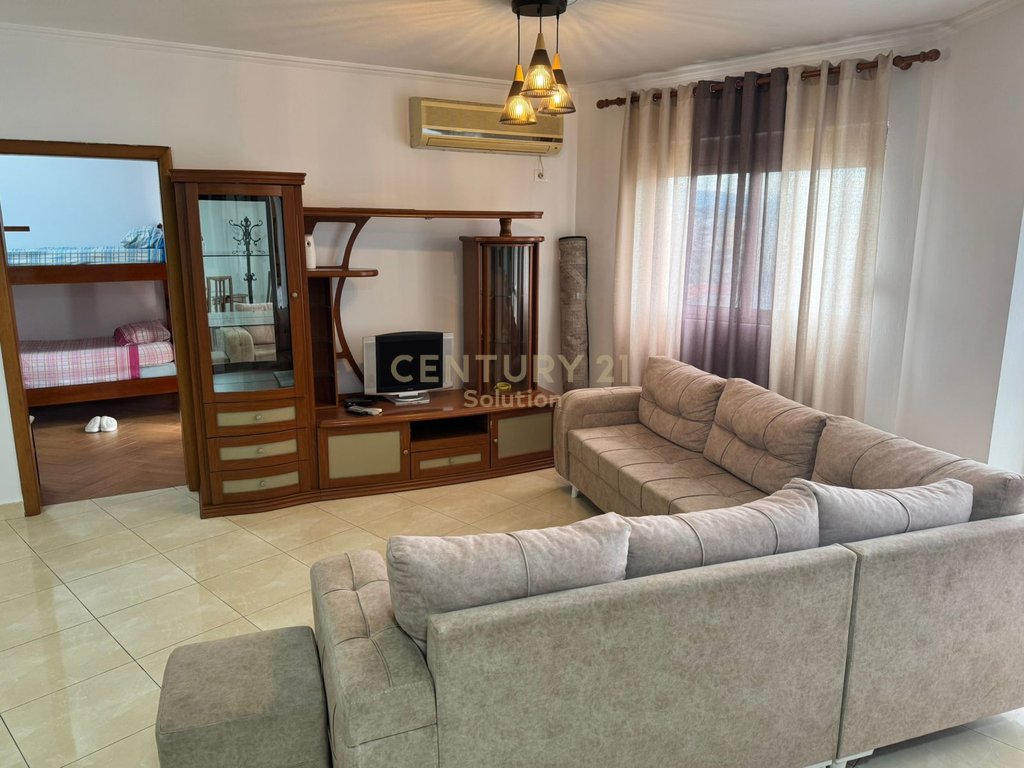 JEPET ME QIRA APARTAMENT 2+1  PRANE GJIMANZIT SAMI FRASHERI!