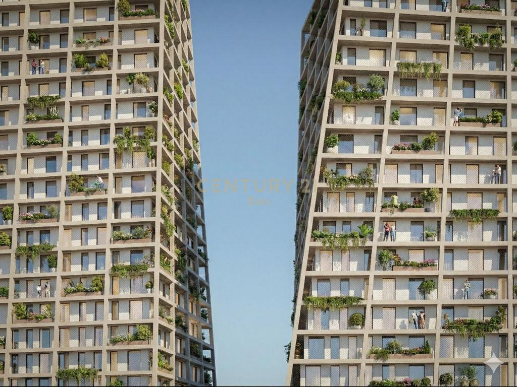 GARSONIERE PER SHITJE TEK "DESLA TOWER" PLAZH,DURRES!