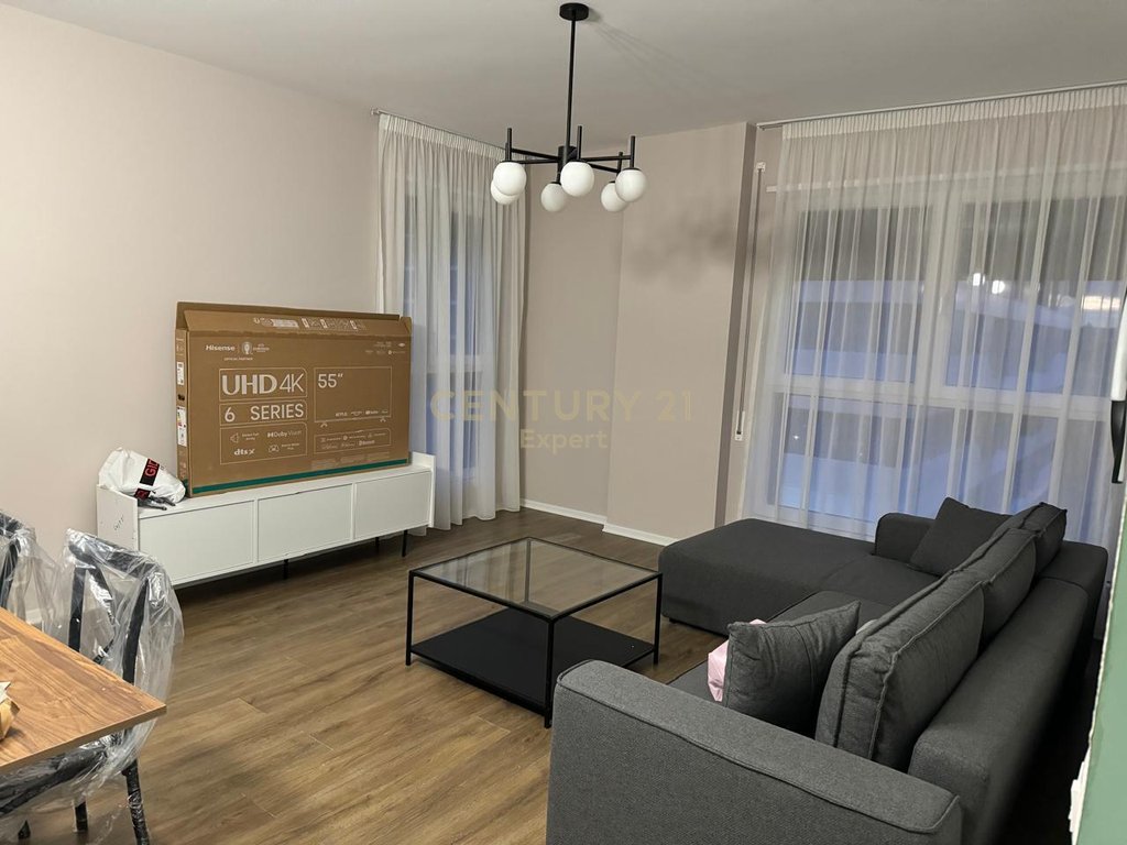 APARTAMENT 2+1+2 PER QIRA TEK TRIO TOWER !