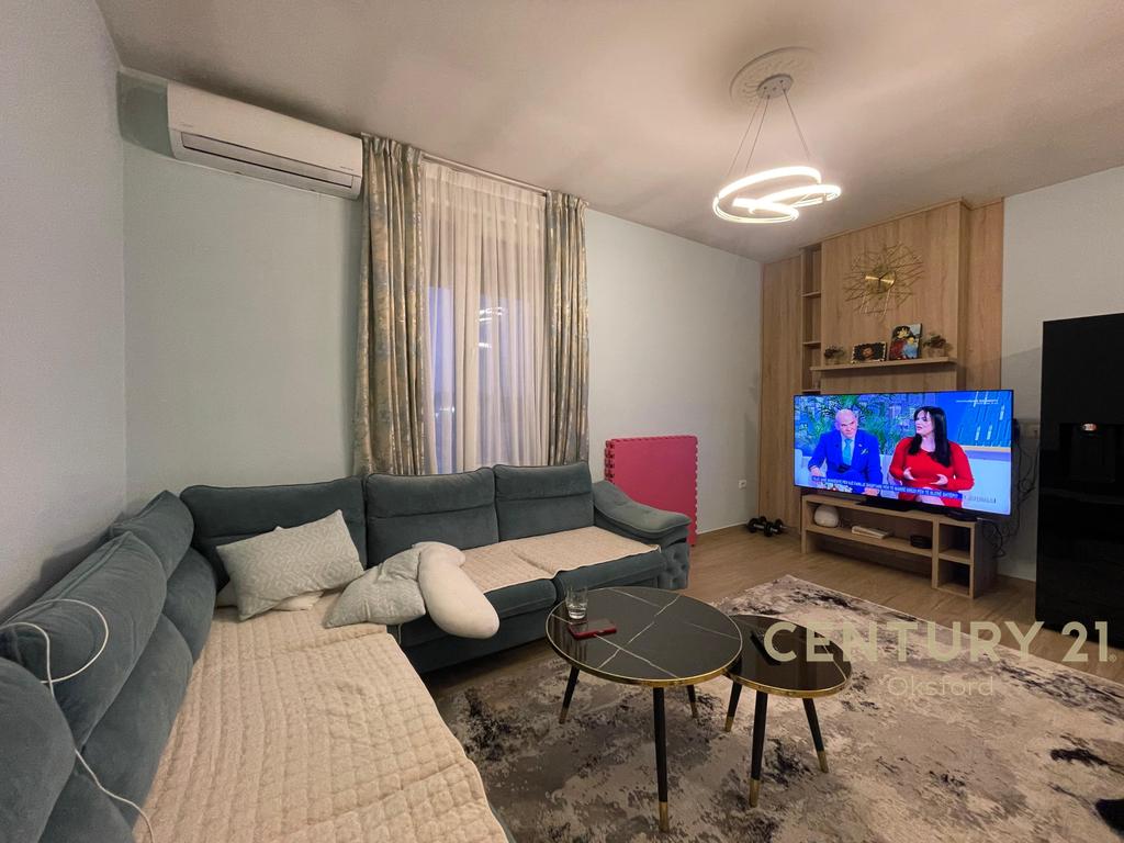 SHITET APARTAMENT 2+1 TE SHKOLLA E BASHKUAR