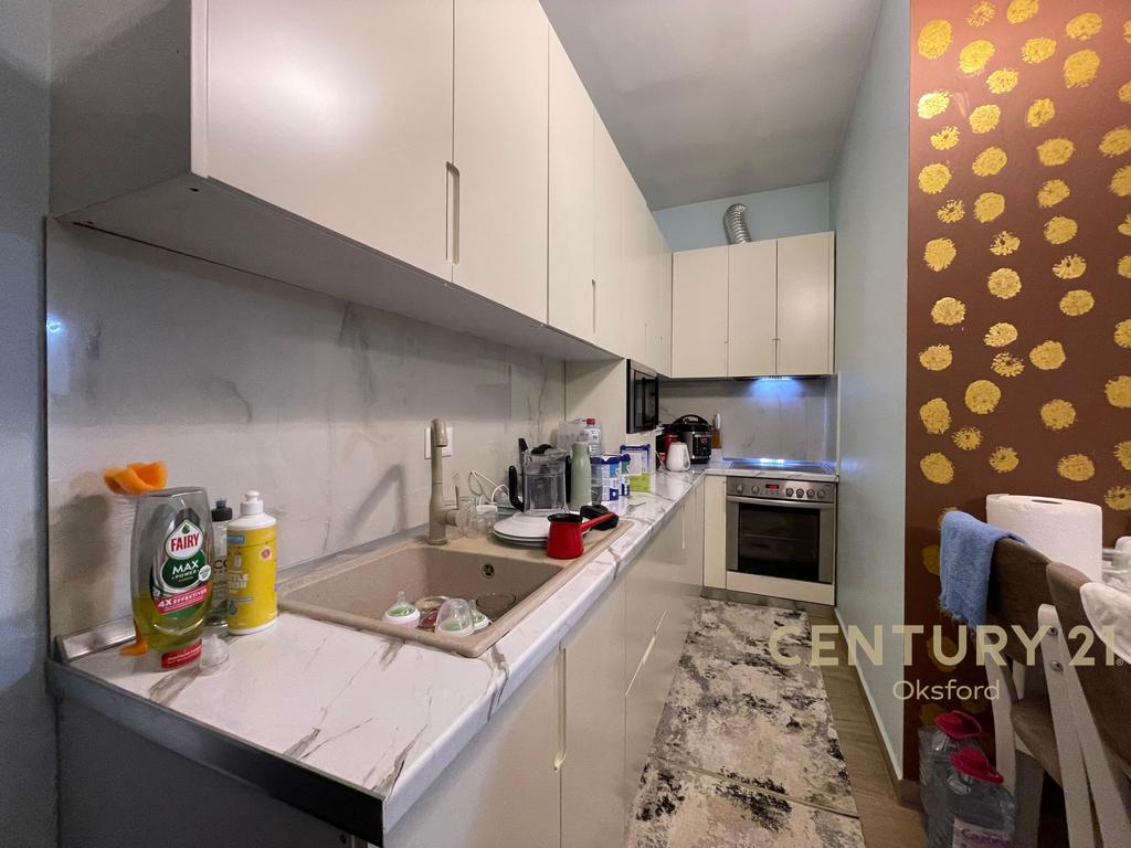 SHITET APARTAMENT 2+1 TE SHKOLLA E BASHKUAR