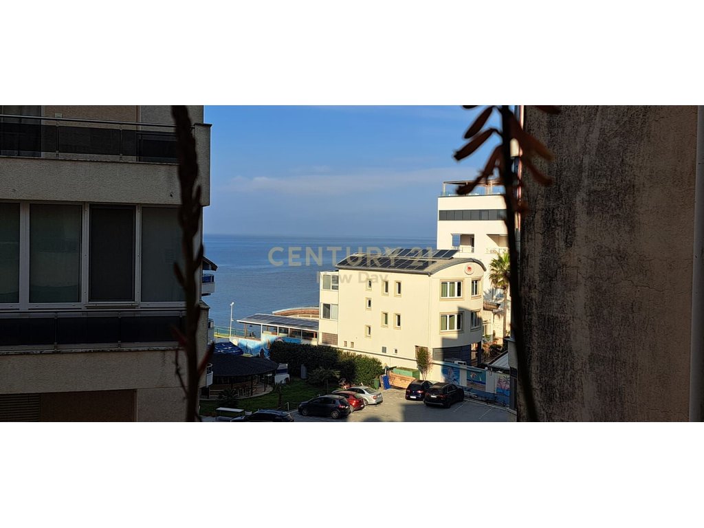 Apartament 2+1 me Qira në Vollga, Durrës - 750.00€ | 117 m²