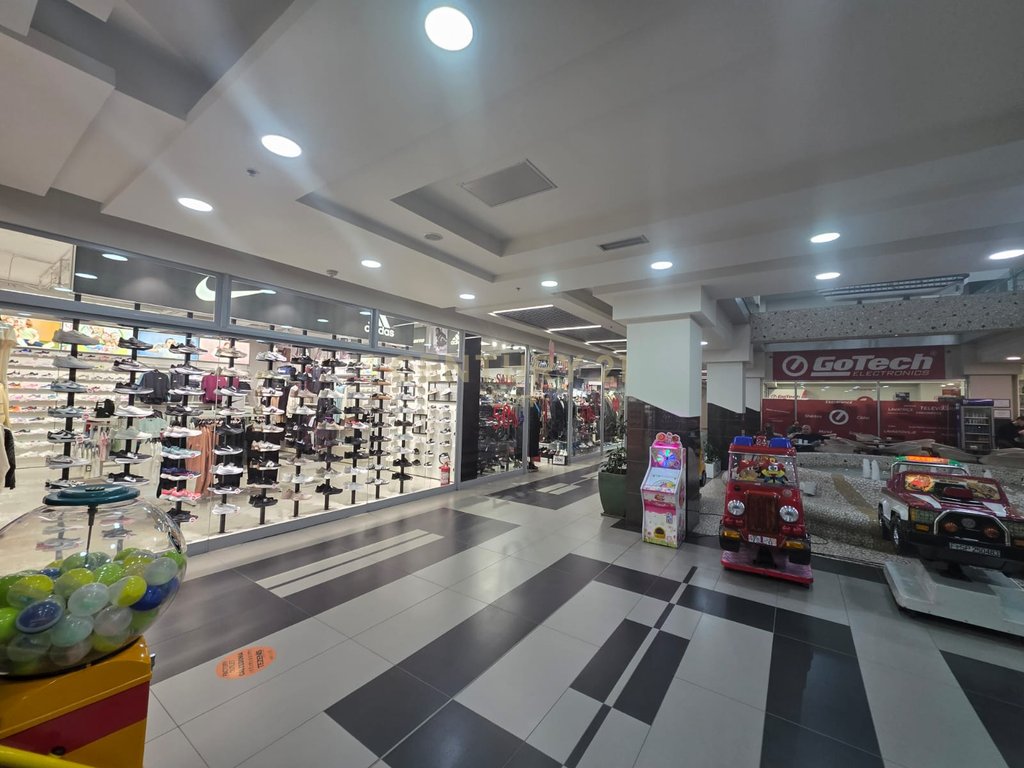Dyqan shitje në Qendra Tregtare Flagship, Durrës !