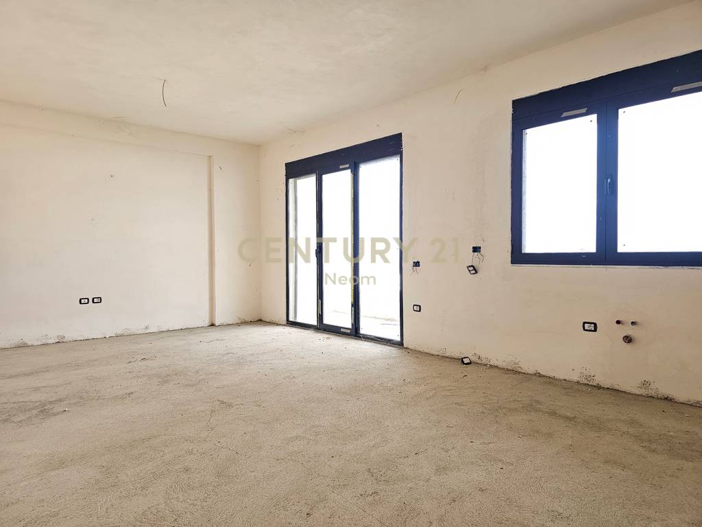 APARTAMENT 2+1 PËR SHITJE – KODRA E DIELLIT