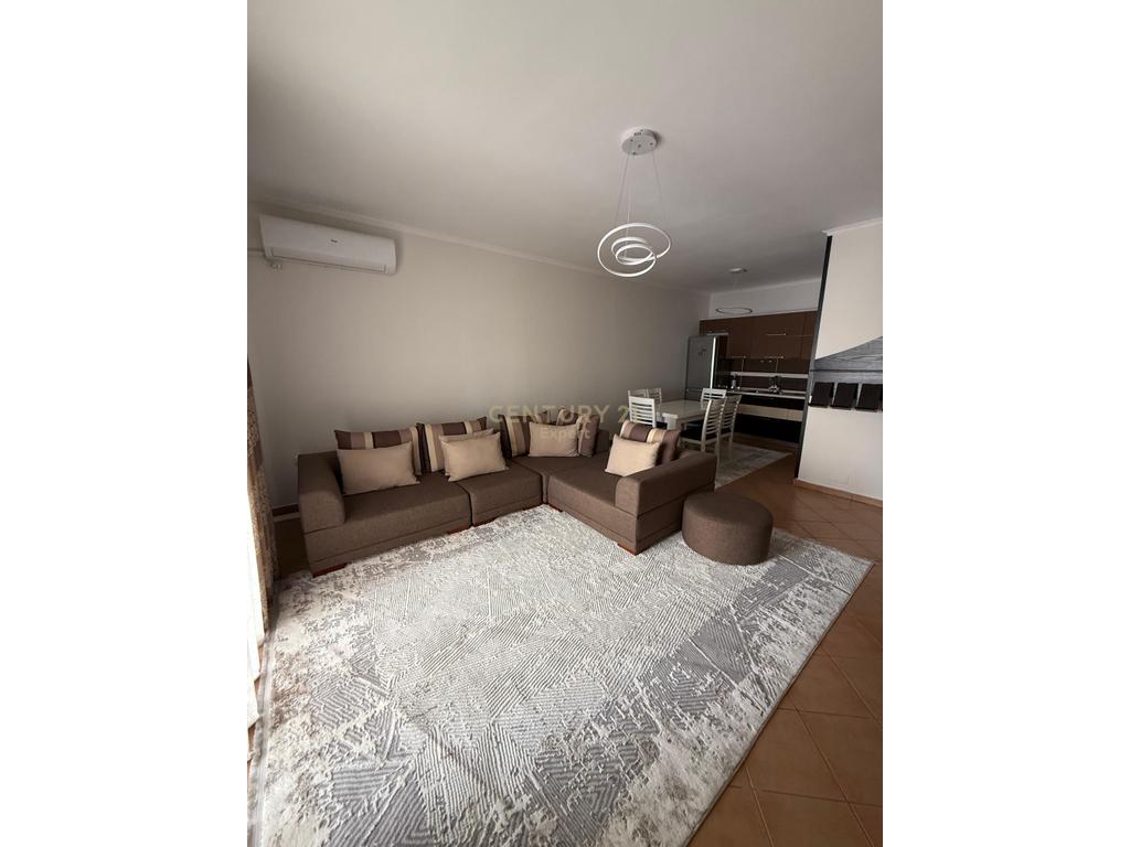 JAPIM ME QIRA APARTAMENT 2+1 NE ASTIR!