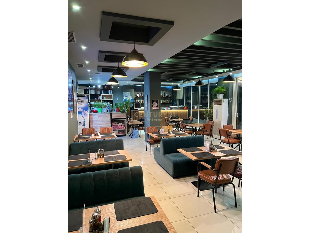 Fresku = Shitet Bar/Restaurant 155m2
