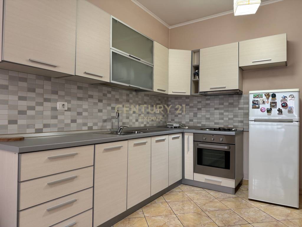 Apartament 1+1 për qira në Don Bosko, tek kompleksit Vizion Plus