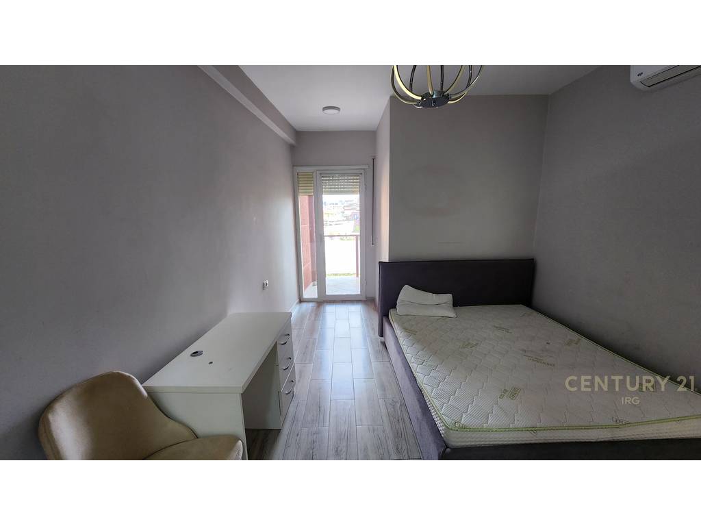 SHITET APARTAMENT 2+1 TEK 21 DHJETORI !
