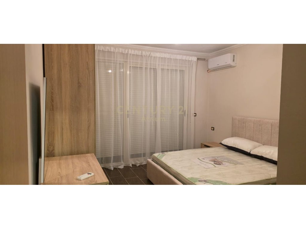 JEPET ME QIRA APARTAMENT 2+1 NE YZBERSHIT!