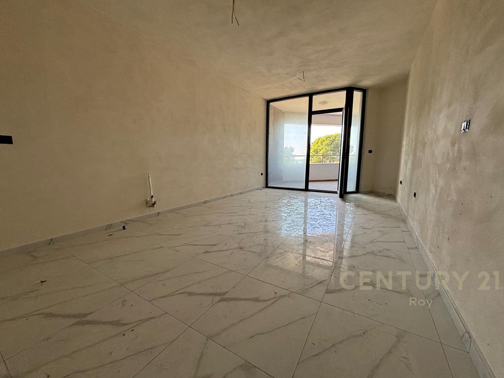 PER SHITJE APARTAMENT 2+1+2  ME PAMJE DETI!
