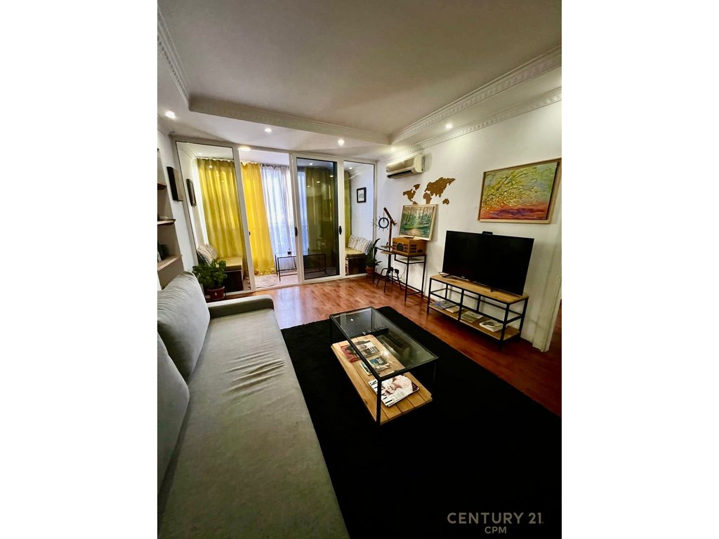 Apartament 1+1 me qira ne Qender, tek Piazza!
