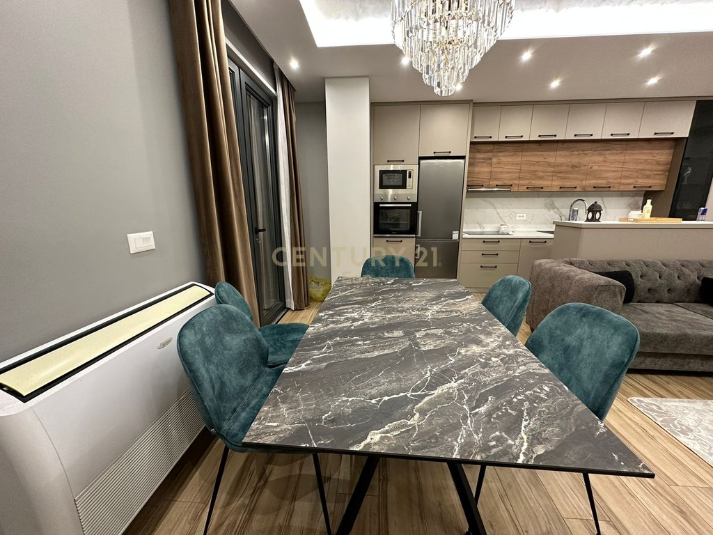 SHESIM APARTAMENT 2+1+2 NE VOLLGA TEK 27KATESHI !