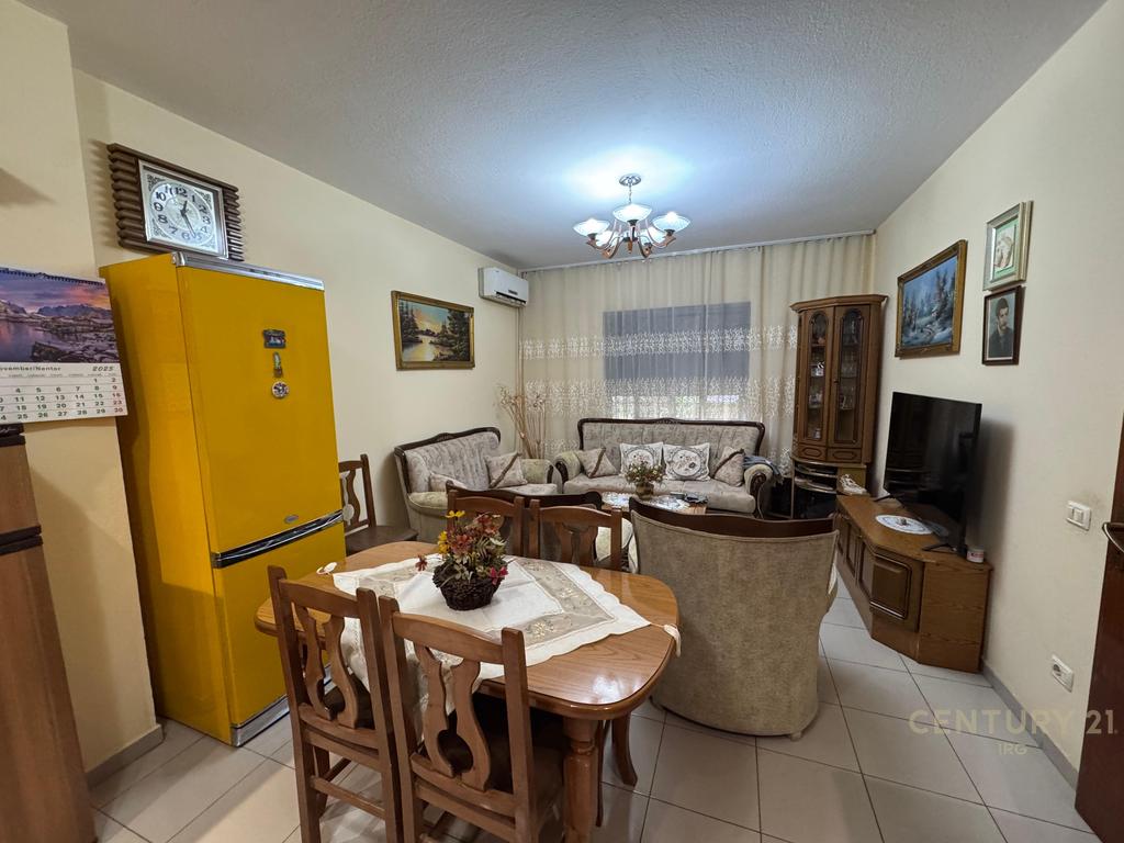SHITET APARTAMENT 3+1+ OBORR TEK RESTORANT DURRËSI