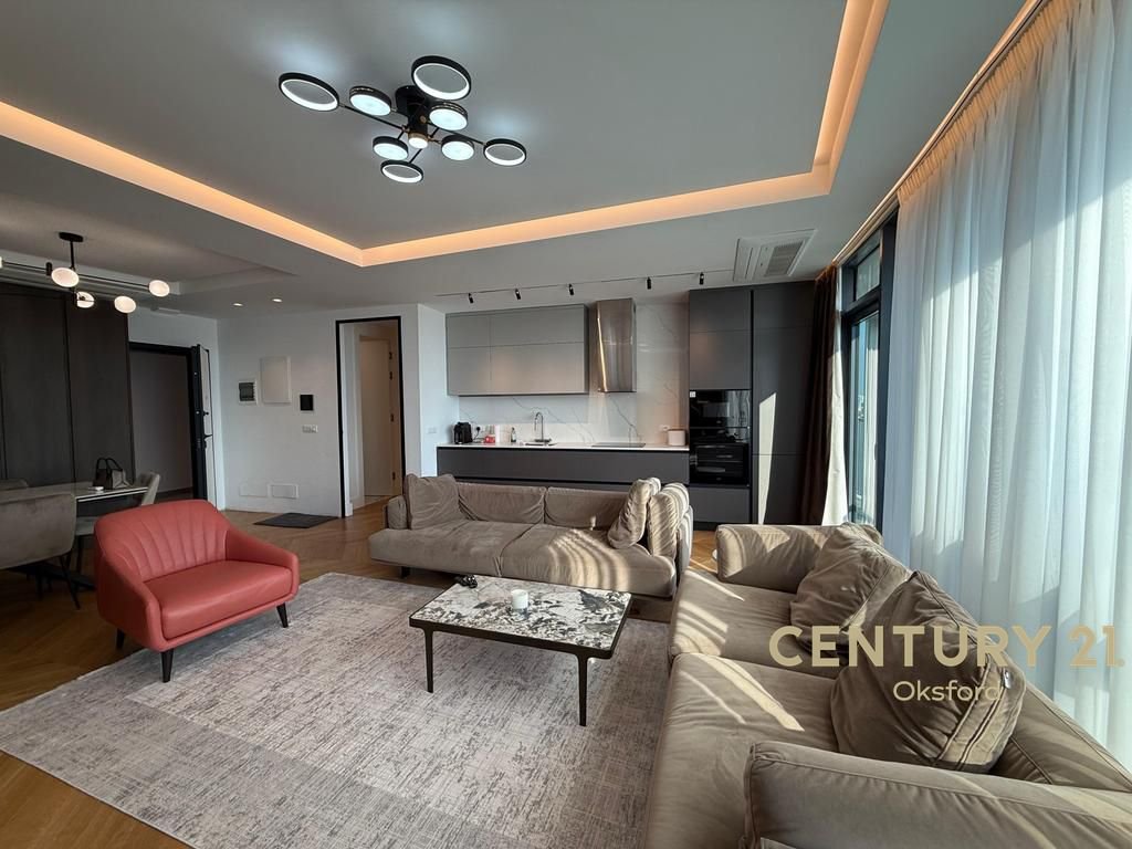 Shesim apartament luksoz, tek Rezidenca Lake View!