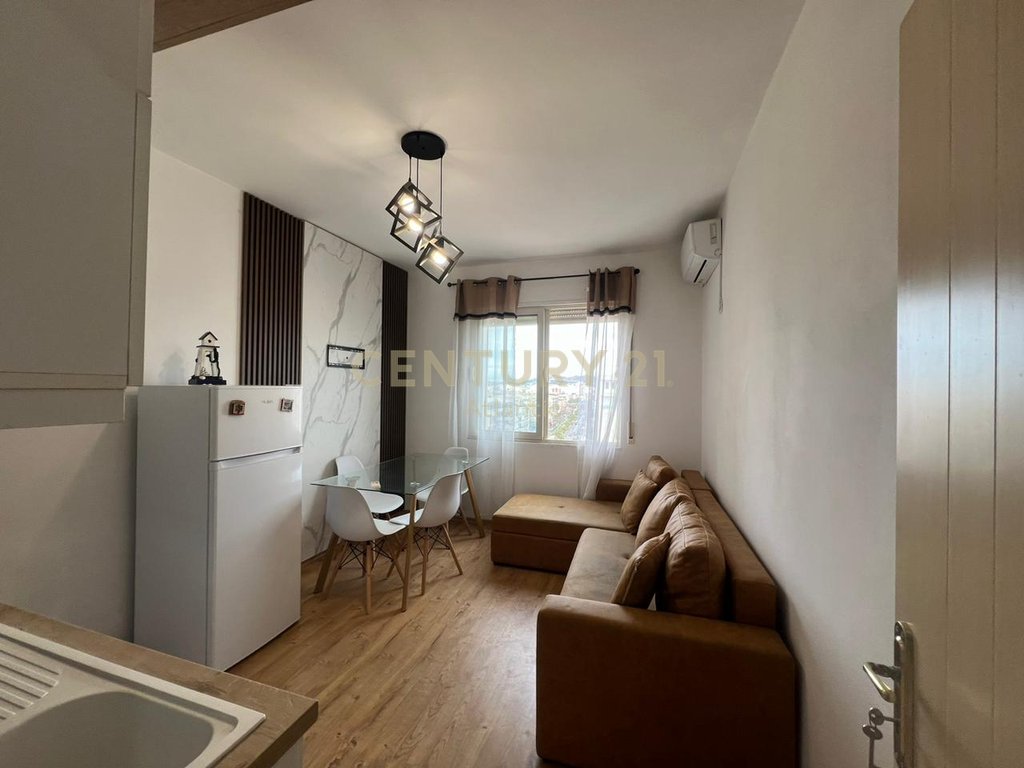 Apartament 1+1 Për Shitje në Plazh, Durrës