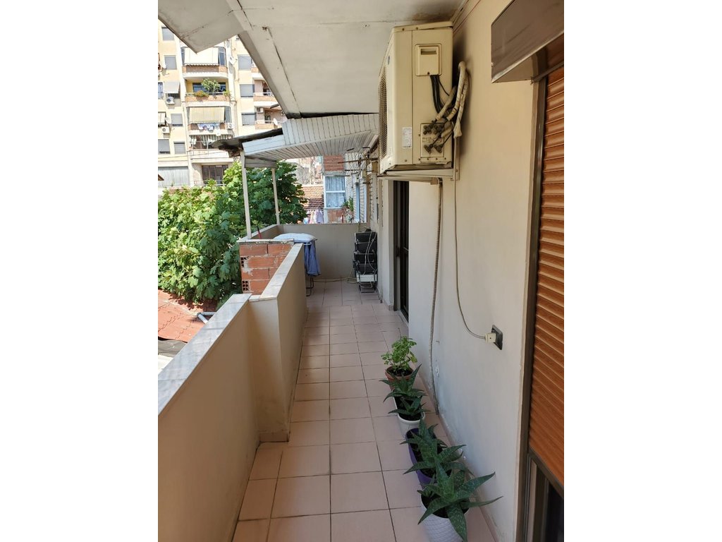 Apartament 3+2+1 në shitje – 21 Dhjetori, Tiranë