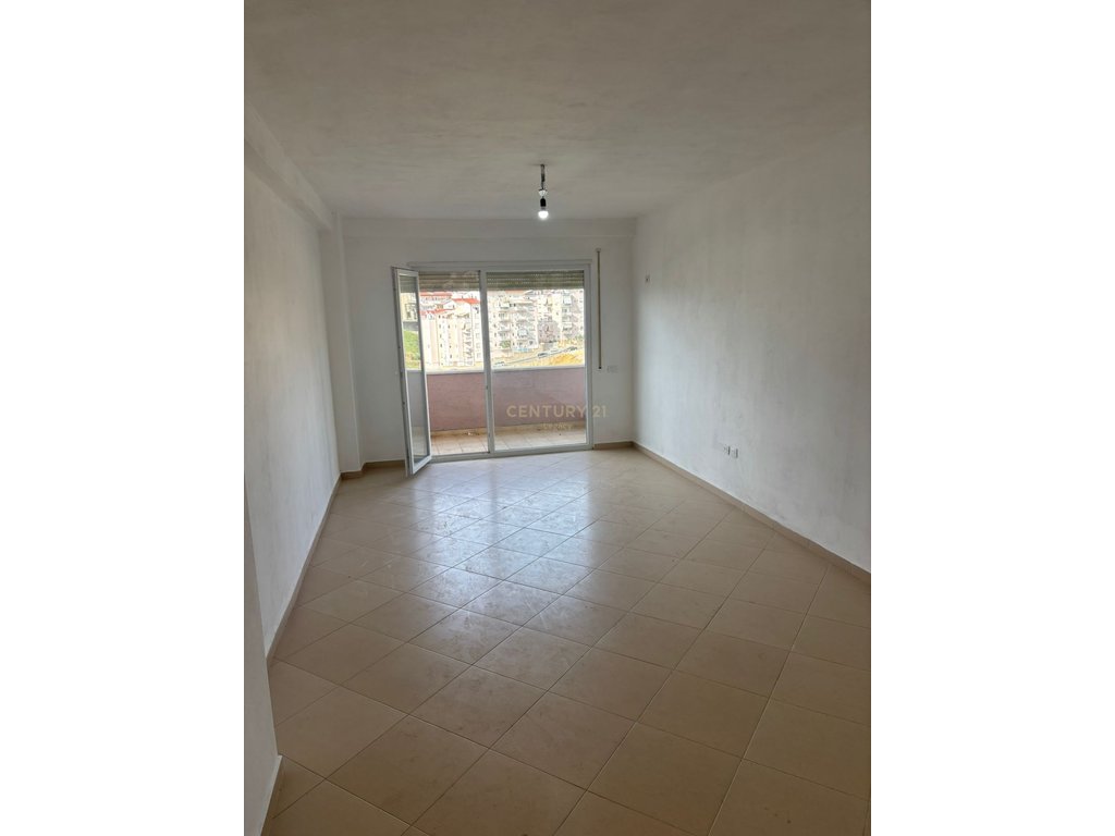 Shitet apartament 2+1
— 2 dhoma gjumi
Tek rruga Ramazan Gaxherri ne Fresk
130000