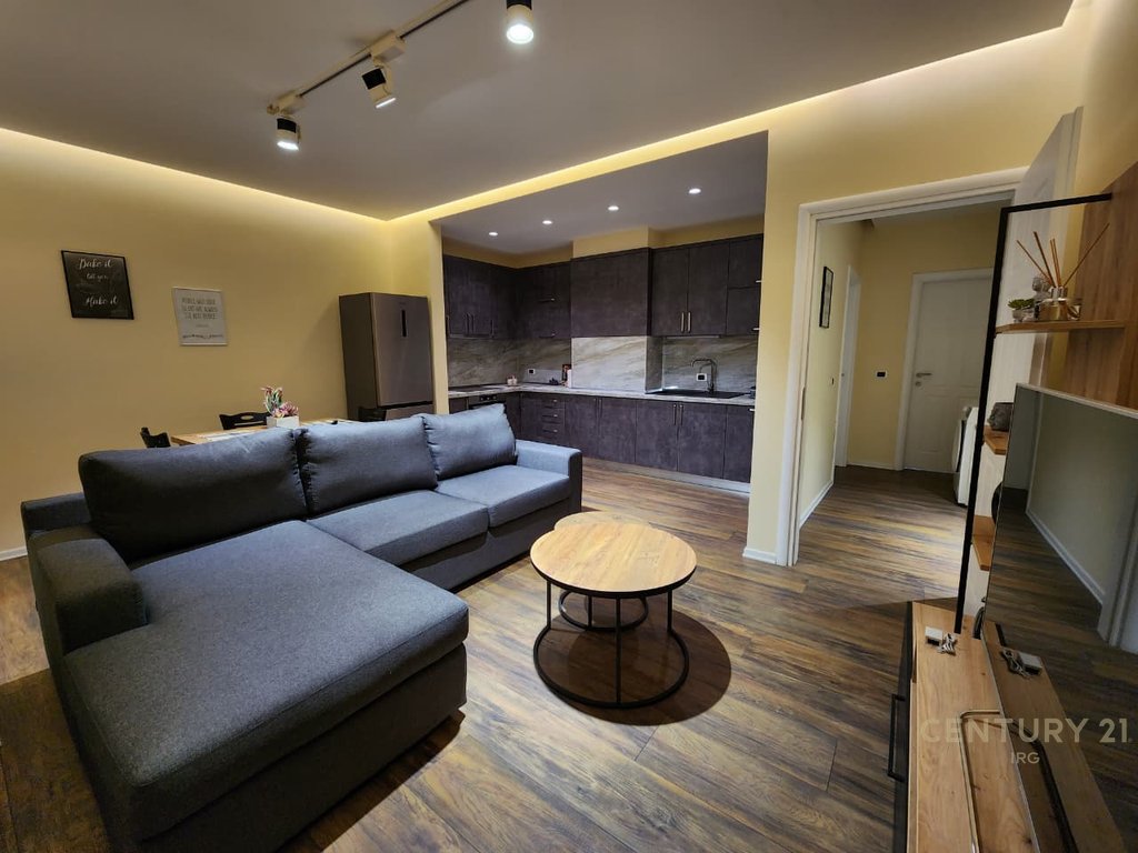 Shitet super apartament luksoz në zemër të Tiranës – tek 9 Katshet!