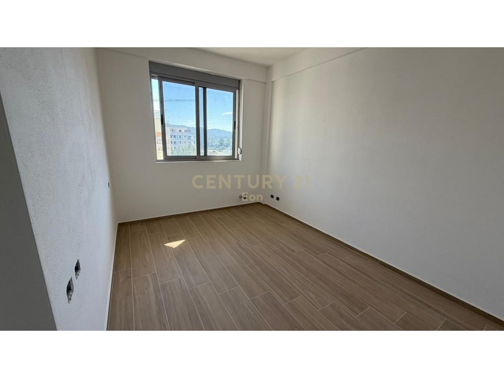 APARTAMENT 1+1 PER SHITJE NE GOLEM !