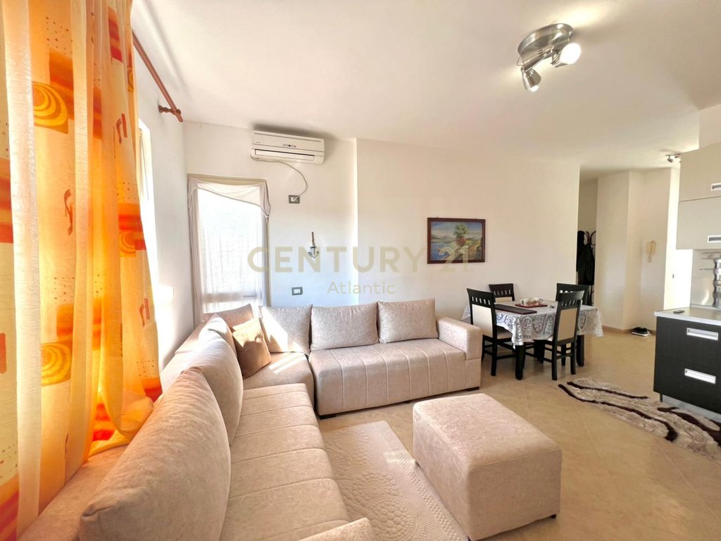 SHITET APARTAMENT 2+1 DHE 2 BALLKONE NE SHKEMBIN E KAVAJES DURRES !