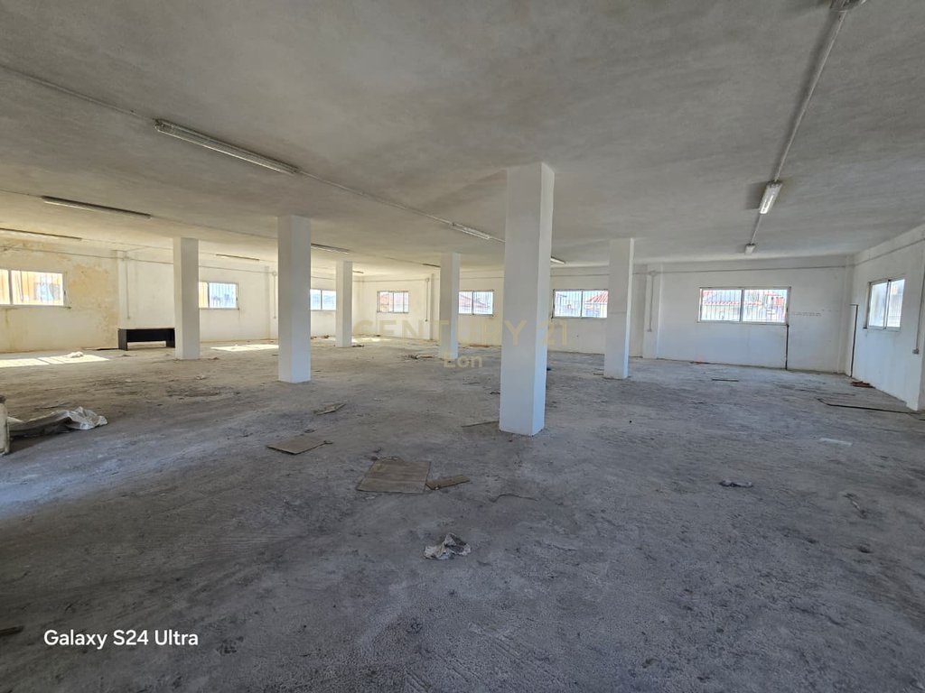 Magazinë për Shitje në Shkozet, 1332 m² !