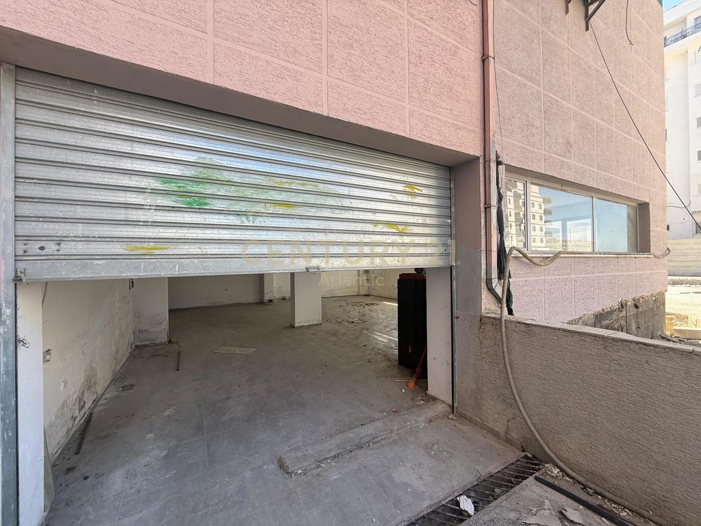 Mundësi e Artë Investimi në Golem – Njësi Biznesi 151.6 m² me Çmim Okazion