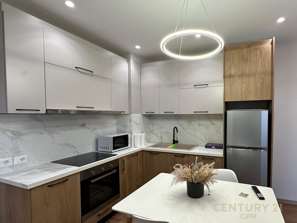 Apartament 2+1+2 me Qira pranë kompleksit Delijorgji!