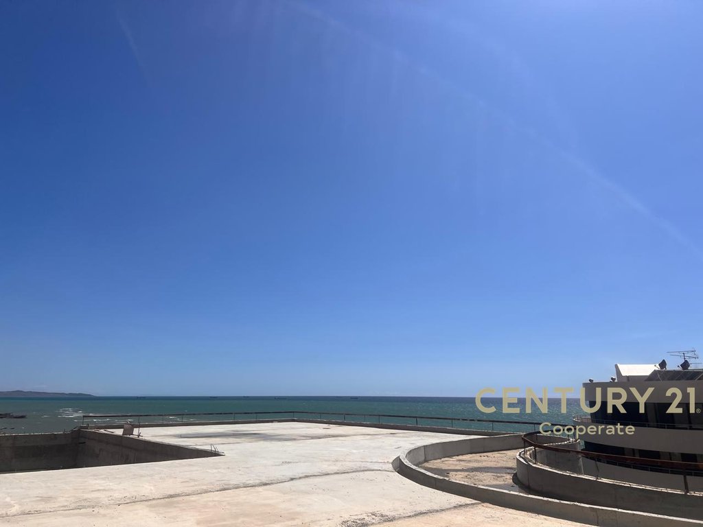 SHESIM APARTAMENT 2+1 NE DURRES, PAMJE NGA DETI, ORIENTIMI PERENDIM