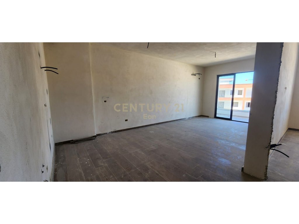 SHITET APARTAMENT 1+1 + POST PARKIMI TEK REZIDENCA EON NE GOLEM !