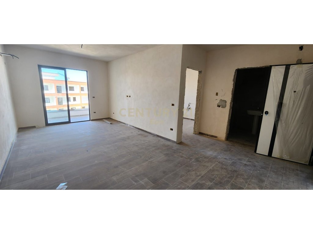 SHITET APARTAMENT 1+1 + POST PARKIMI TEK REZIDENCA EON NE GOLEM !