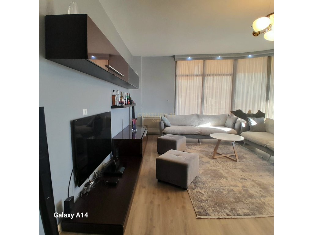 SHITET!!!  SUPER  APARTAMENT 2+1, TE "RRUGA E RE"