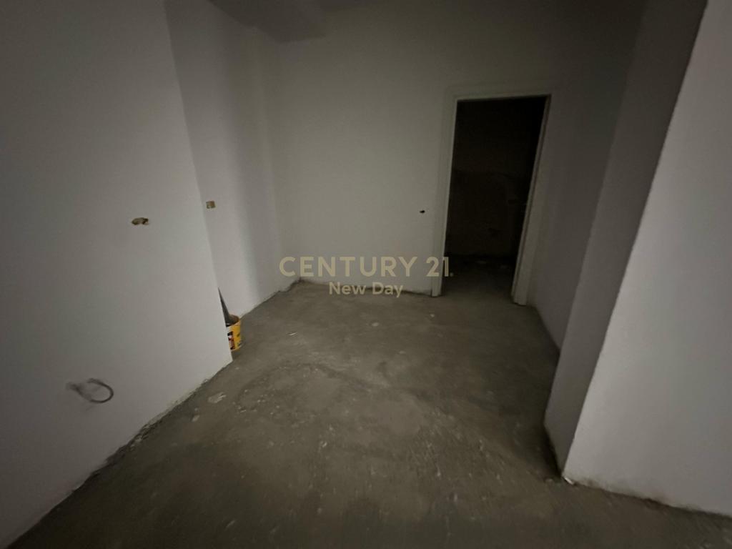 Apartament 1+1 Për Shitje në Mali i Robit, Durrës