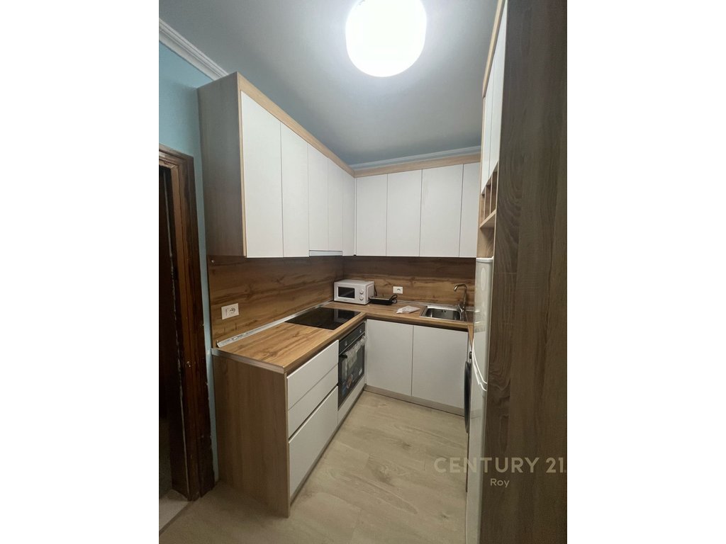SHITET APARTAMENT 1+1 TE SHKEMBI I KAVAJES I SAPO MOBILUAR!!!